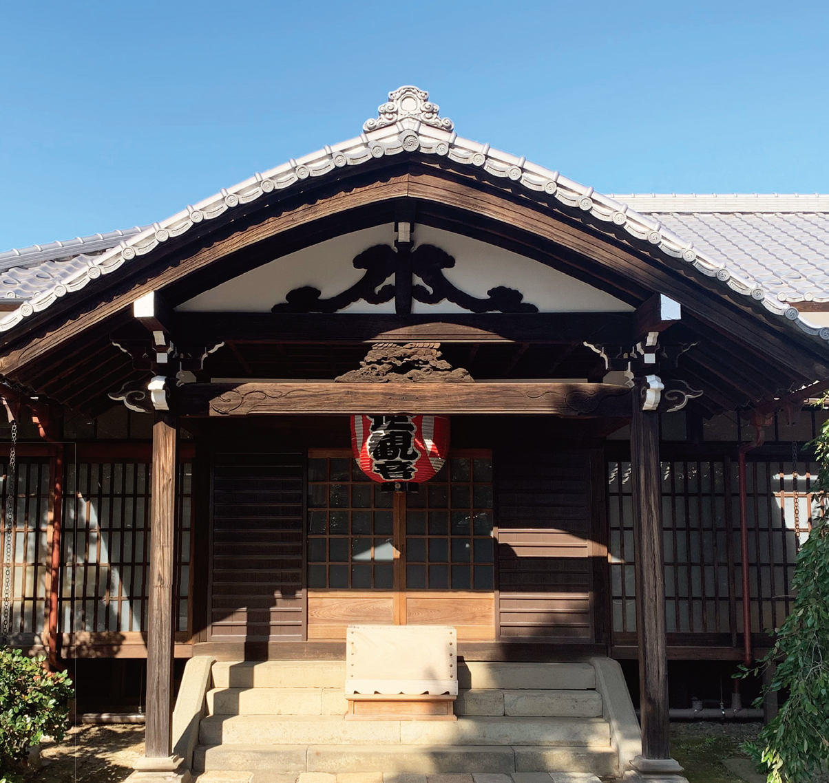松源寺本堂前 松源寺本堂前